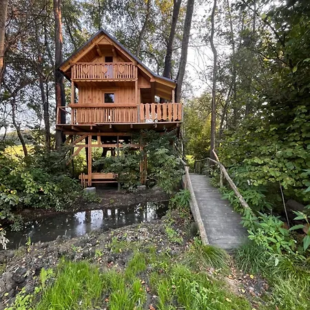 Tree House - Ethno Holistic Village Holiday home Apace